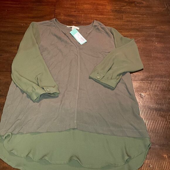 41Hawthorn Stitch Fix Erland Contrast Hem Blouse
Olive - S NWT - Picture 1 of 5
